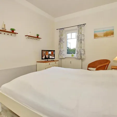 Strandstrasse 32 07 公寓